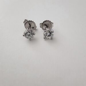 14kt White Gold Diamond Stud Earrings 1.02 CT Lab Grown Diamonds